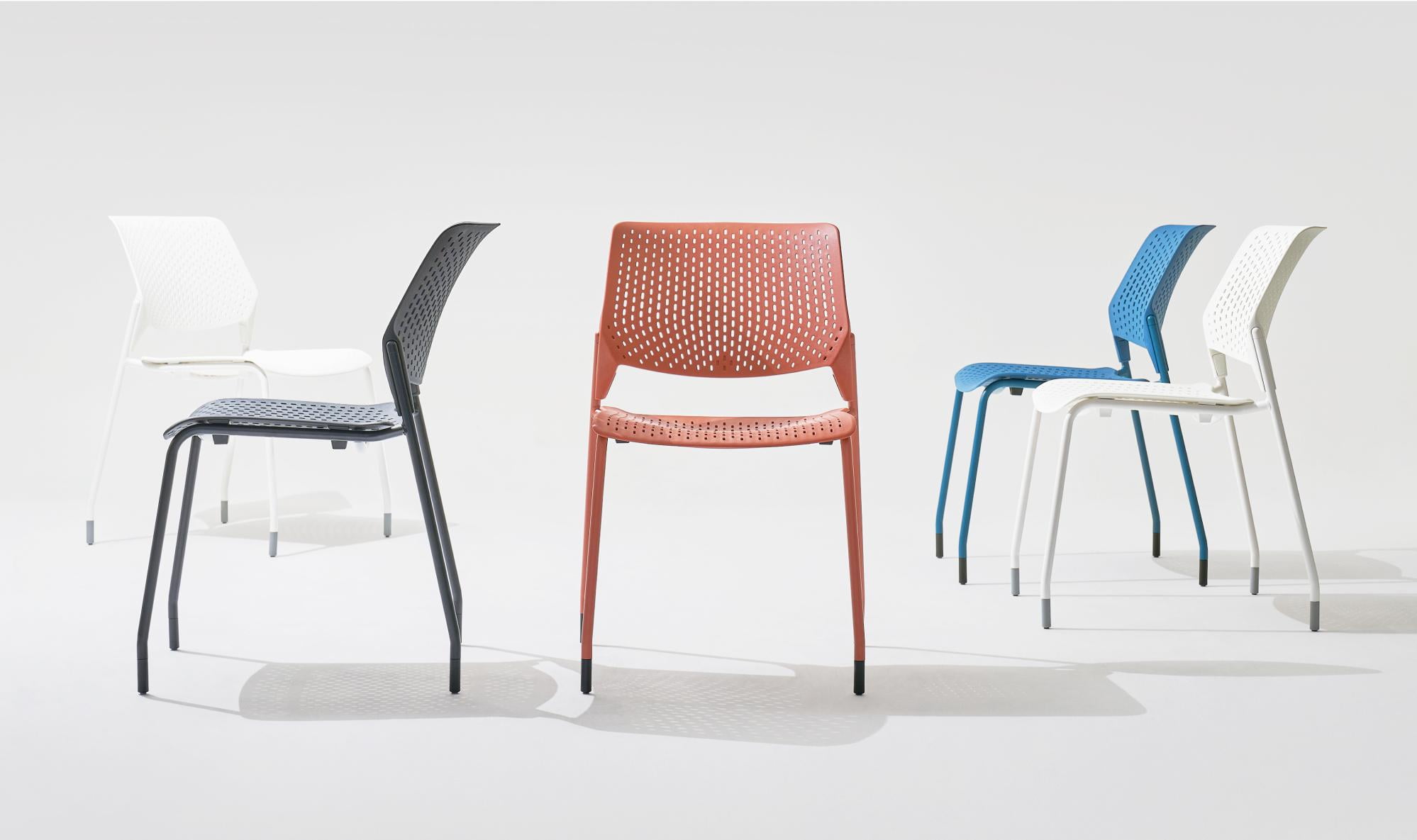 Winden, một chiếc ghế nội thất sống động của Fursys Hàn Quốc đã giành được Giải thưởng IFdesign 2023. Winden là một chiếc ghế nội thất kiểu dáng đẹp với các biến thể màu sắc hấp dẫn và sự đánh giá cao về chi tiết.